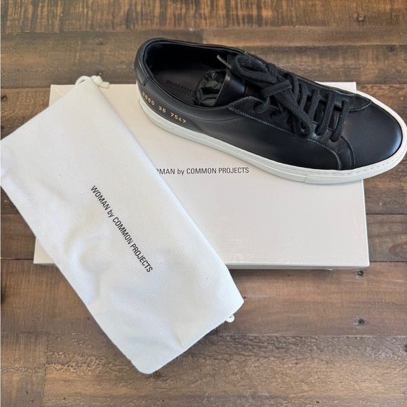 Common Projects Original Achilles Low Sneaker (Women) - Picture 5 of 7